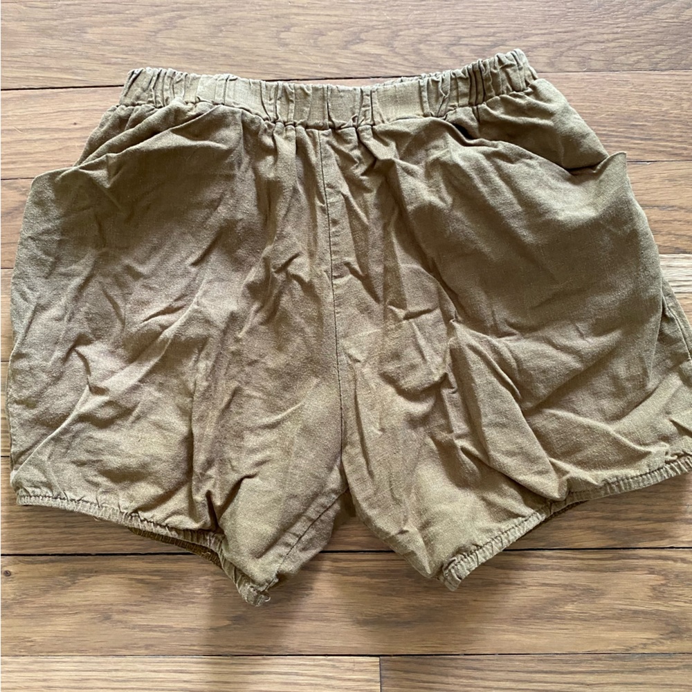 Olive green go gently nation shorts. Hemp cotton blend. Size 8.